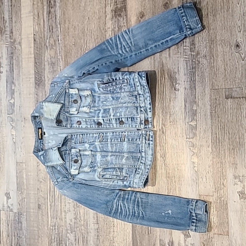 Express bleach‎ affect jean jacket​